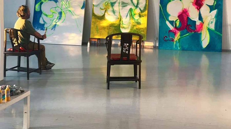Muher presenta en primavera una colección de sus obras en la Yang Gallery de Beijing y Singapur.