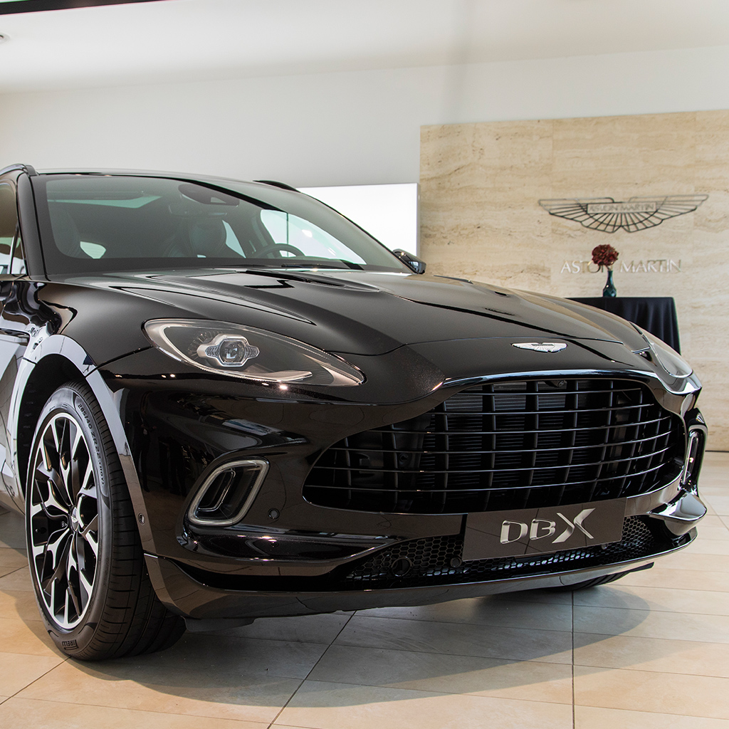 El nuevo Aston Martin DBX ya disponible para los clientes de Cars Gallery
